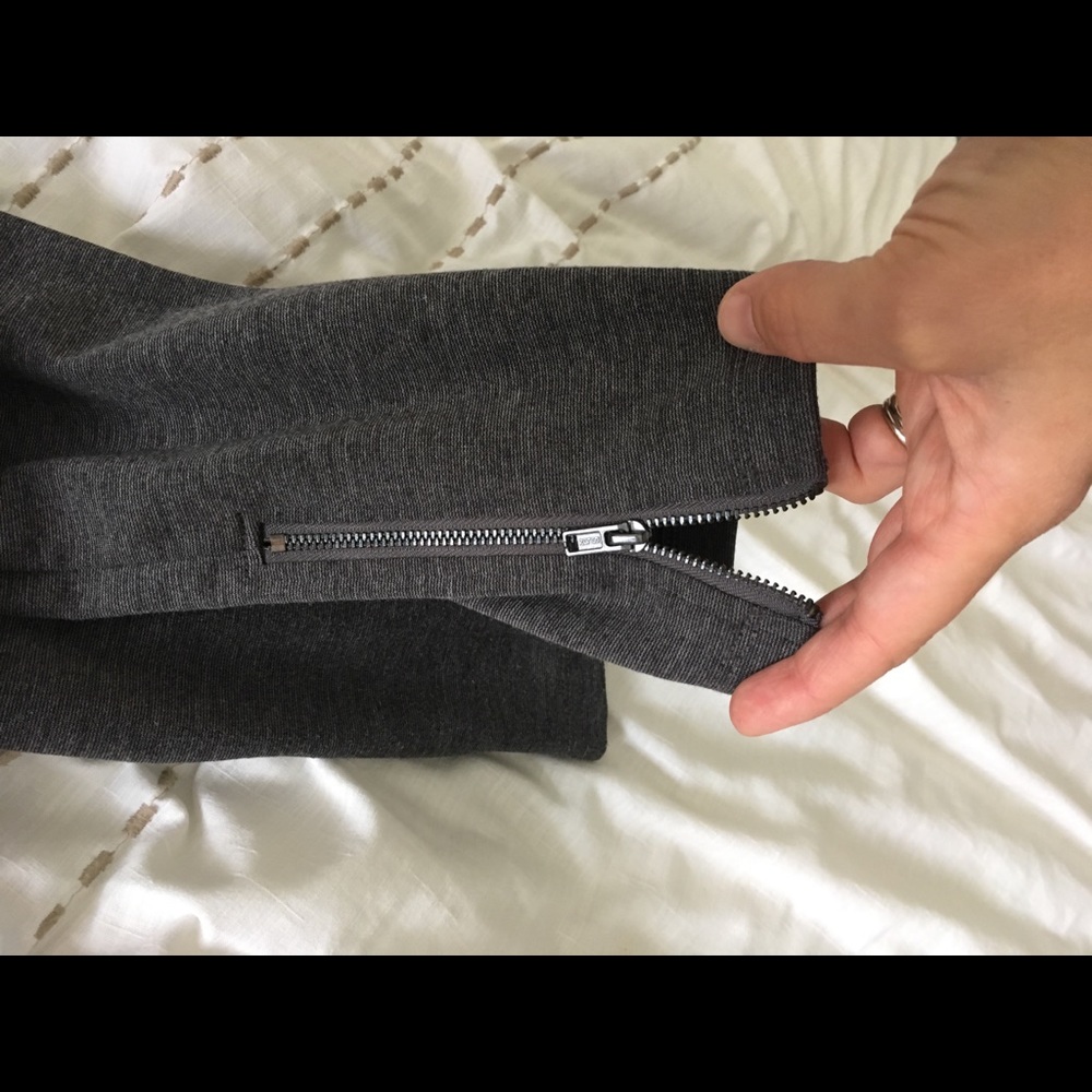 CUTE maternity leggings, size small